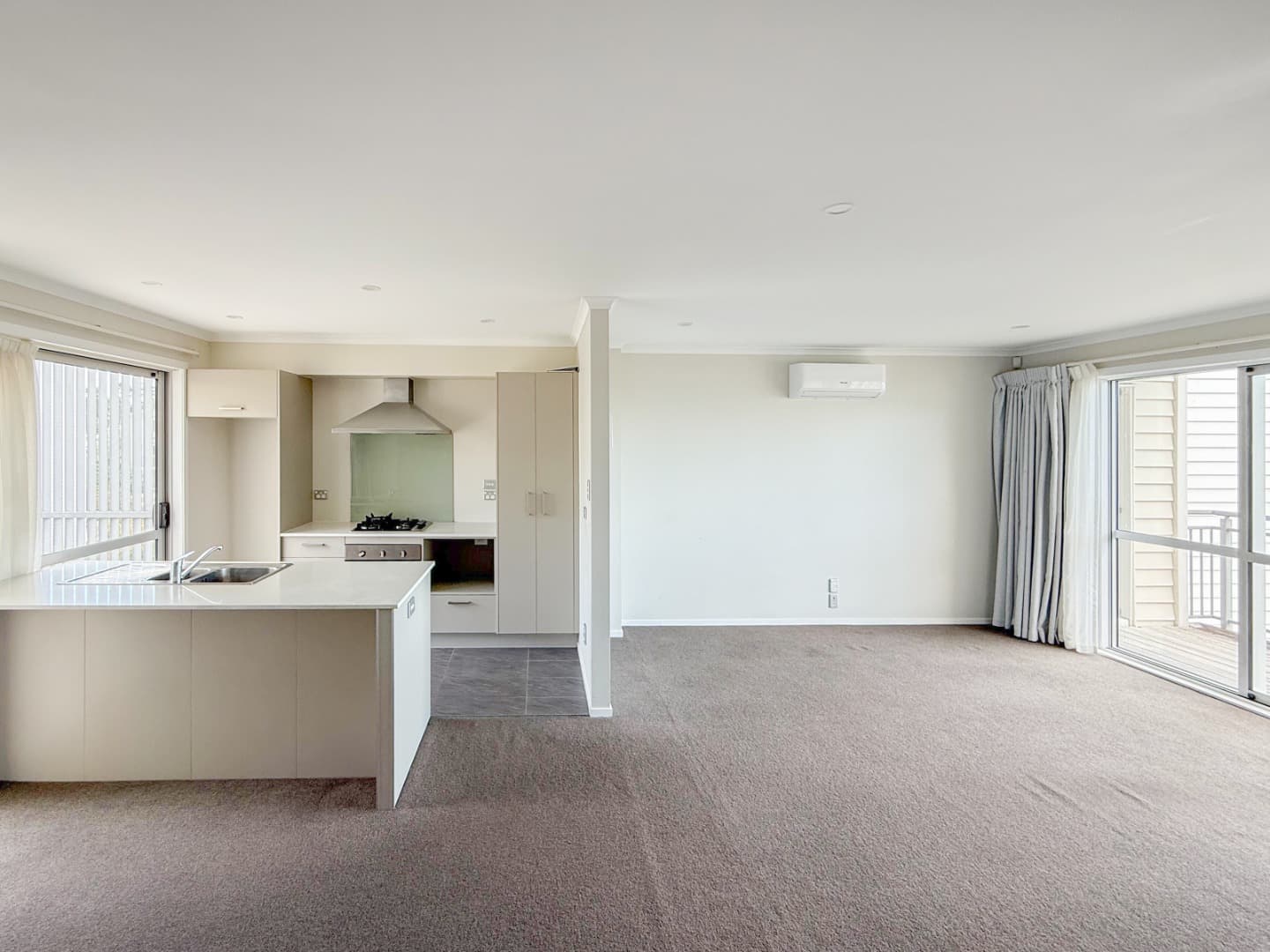 7 Panakenake Way, Flat Bush, Auckland thumbnail 25
