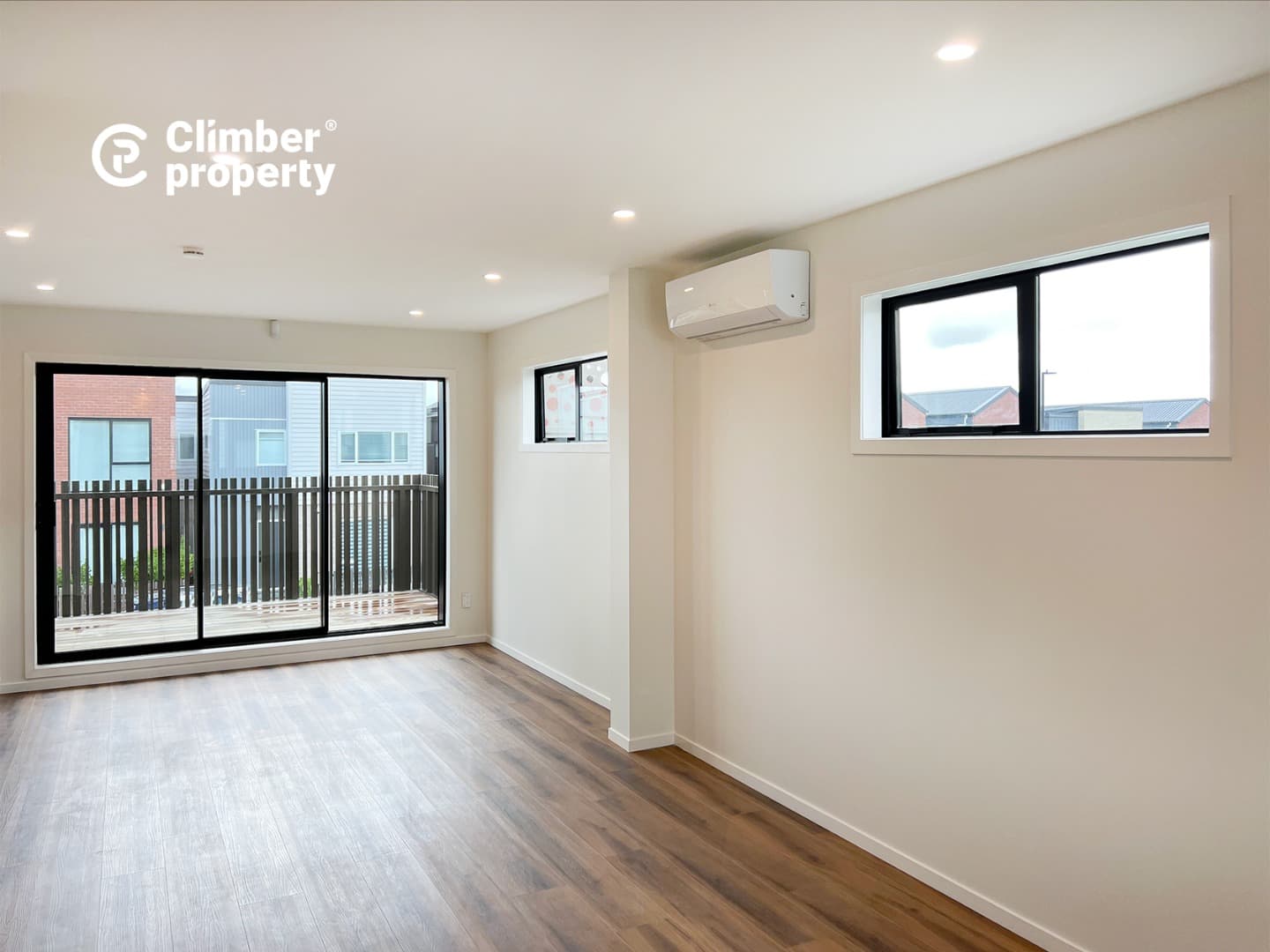 63 Joshua Carder Drive, Hobsonville thumbnail 5