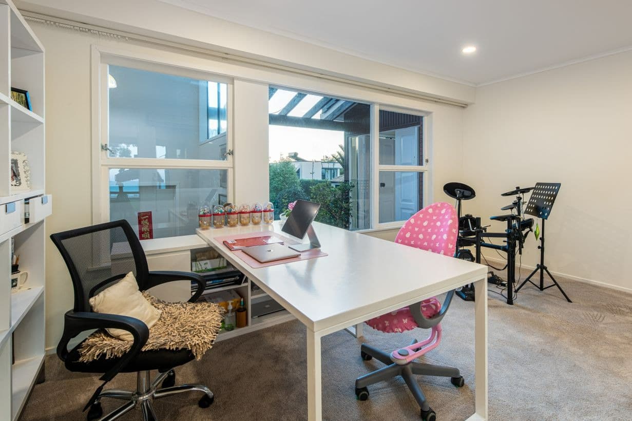 18 Red Bluff Rise, Campbells Bay thumbnail 38